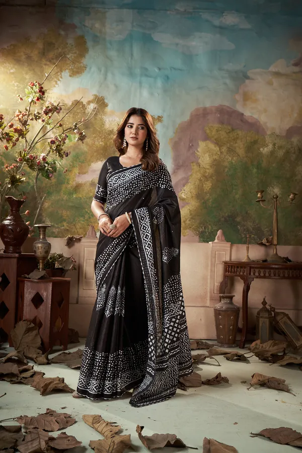 HANDICRAFT_MIRROR_WORK_WOMEN'S_Ikkat_PRINT_PURE_SOFT_COTTON_SAREE_WITH_BEAUTIFUL_BORDER_WORK_With_Blouse_Piece