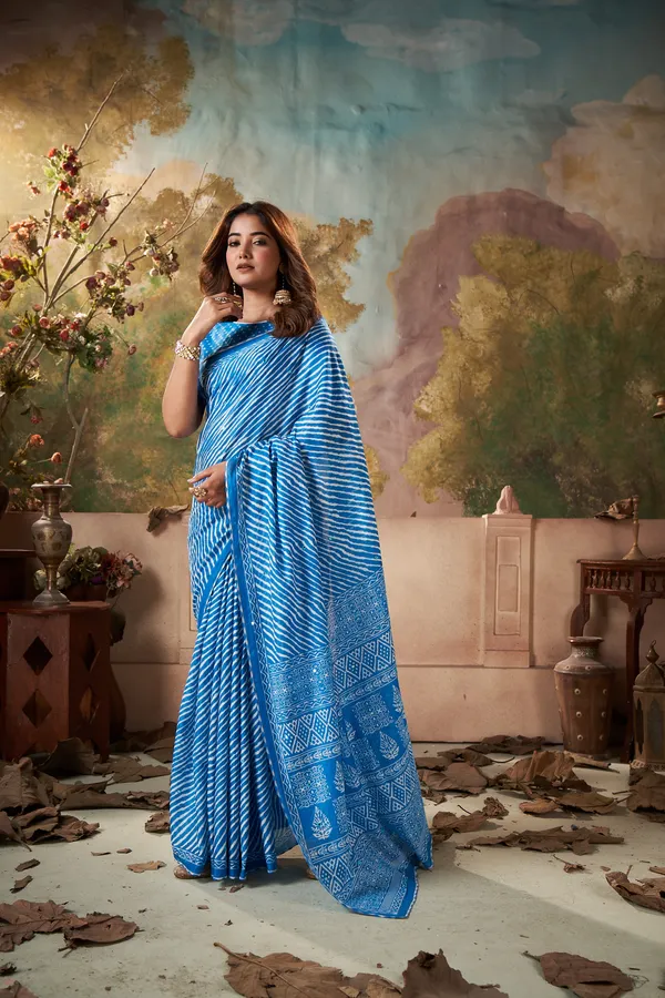HANDICRAFT_MIRROR_WORK_WOMEN'S_Ikkat_PRINT_PURE_SOFT_COTTON_SAREE_WITH_BEAUTIFUL_BORDER_WORK_With_Blouse_Piece