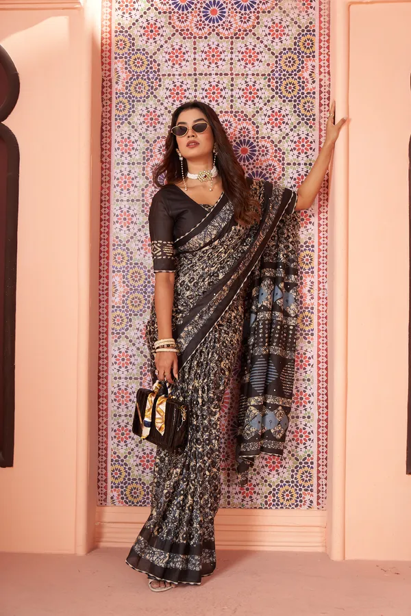 HANDICRAFT_MIRROR_WORK_WOMEN'S_Ikkat_PRINT_PURE_SOFT_COTTON_SAREE_WITH_BEAUTIFUL_BORDER_WORK_With_Blouse_Piece