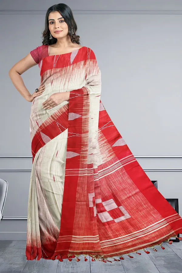 White_Ikat_Pattern_Cotton_Silk_Weaving_Handloom_Saree