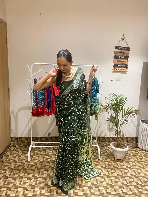 Ikkat_Print_Pure_Soft_Cotton_saree_With_Blouse_Piece
