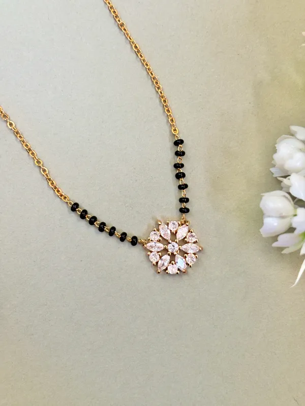 Itya_modern_mangalsutra_waterproof