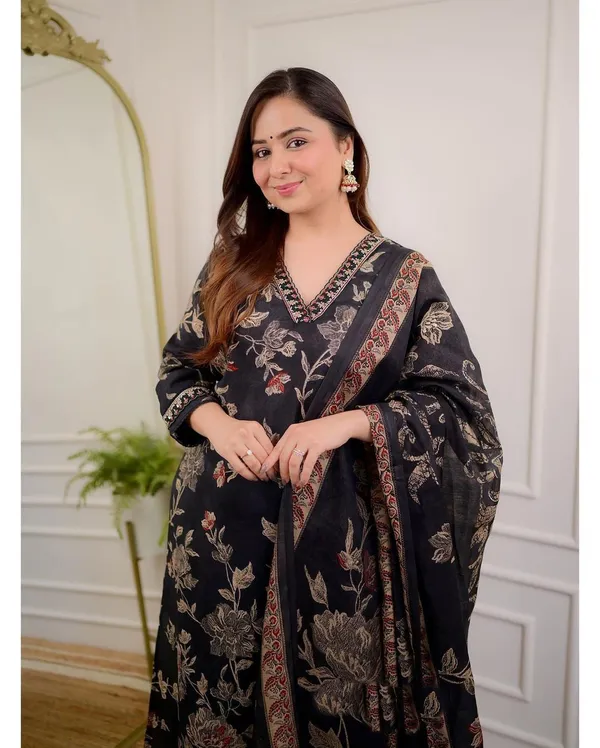 Pure_Cotton_Kurta_and_Pants_with_Dupatta