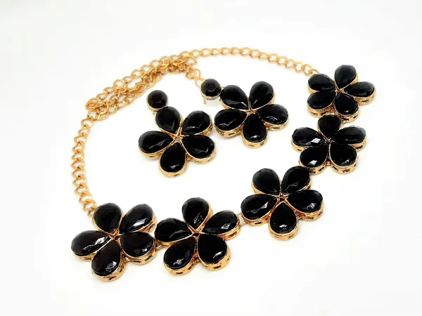 Black_Alloy_Jewellery_Set_For_Women