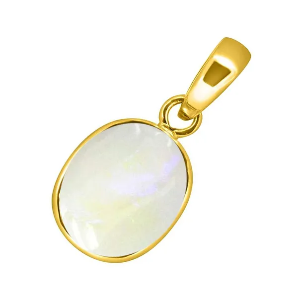 White_Opal_Pendant_For_Unisex
