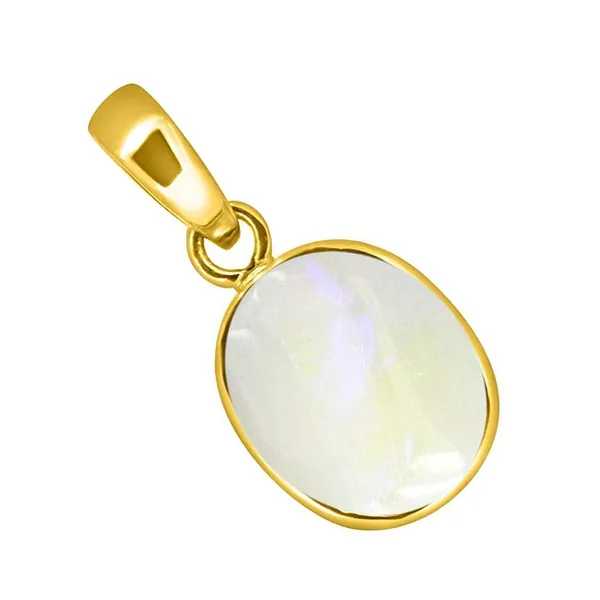 White_Opal_Pendant_For_Unisex