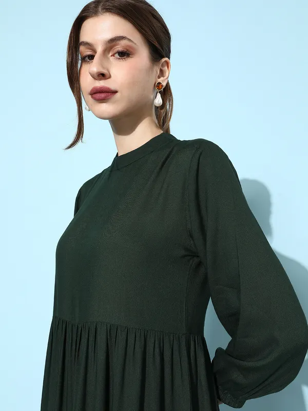 Women_Green_Rayon_Fit_and_Flare_Tie_Up_Neck_Gathered_Dress