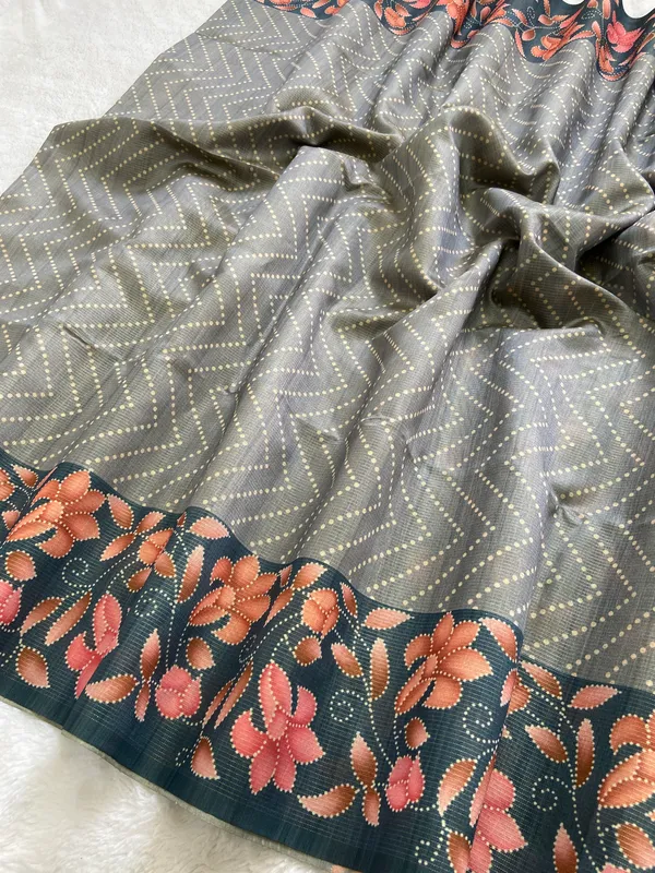 Maryam_Navy_Blue_–_Zari_Line_Navratri_Special_|_Soft_Tussar_Silk_Saree_with_Print,_Zari_Line_Saree_&_Print_Blouse_with_Tassels
