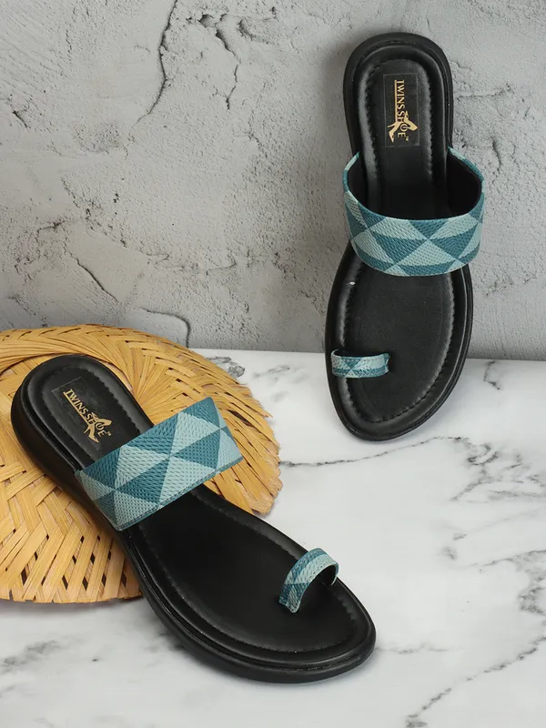 Casual_Slip_On_Flat_Slippers_(Blue)