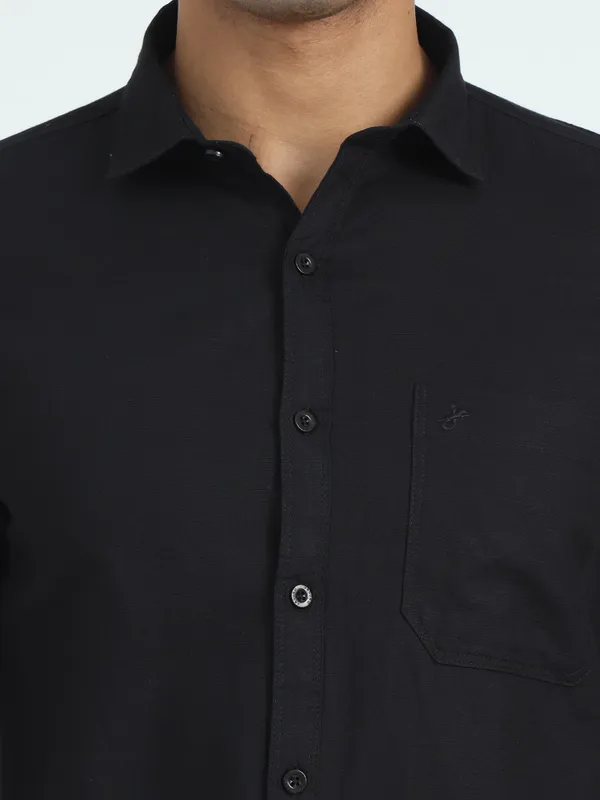 Black_Plain_Full_Sleeve_Slub_Cotton_Shirt_For_Men
