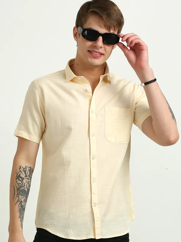Yellow_Plain_Half_Sleeve_Slub_Cotton_Shirt_For_Men