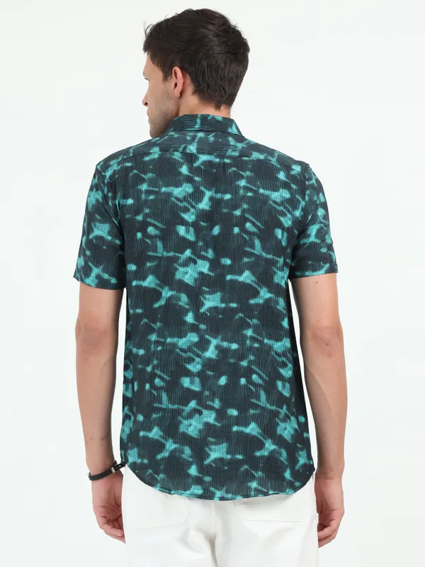 Bottle_Green_Half_Sleeve_Rayon_Shirt_For_Men