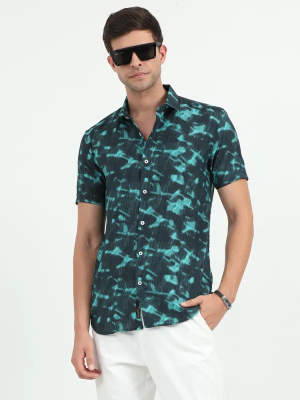 Bottle_Green_Half_Sleeve_Rayon_Shirt_For_Men