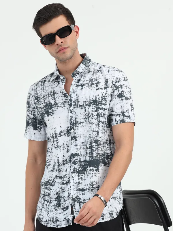 White_&_Black_Half_Sleeve_Rayon_Shirt_For_Men