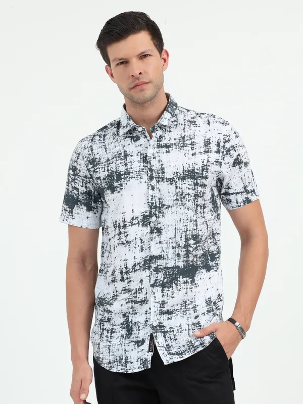 White_&_Black_Half_Sleeve_Rayon_Shirt_For_Men
