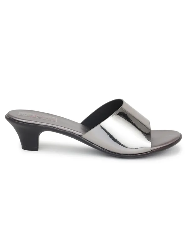 Shining_Strap_Heels_(Grey)