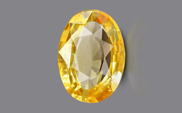 9.25_Ratti_Yellow_Sapphire_(Pukhraj)_Natural_Loose_Gemstone