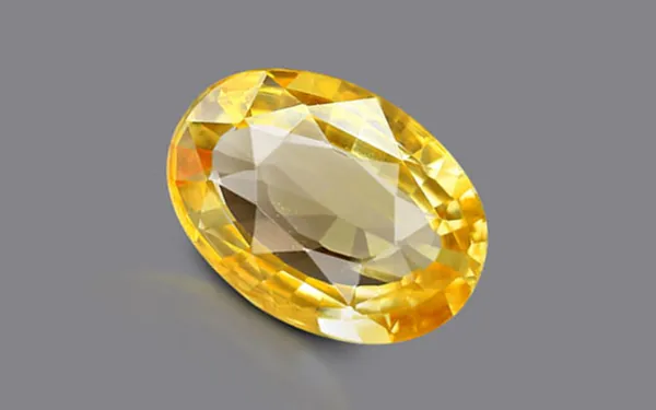 9.25_Ratti_Yellow_Sapphire_(Pukhraj)_Natural_Loose_Gemstone