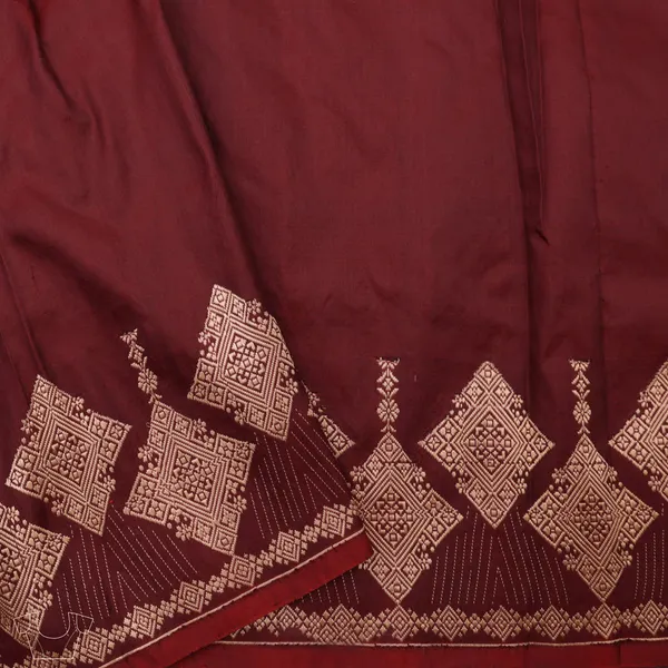 Maroon_Soft_Silk_Saree_With_Blouse_Piece_For_Women