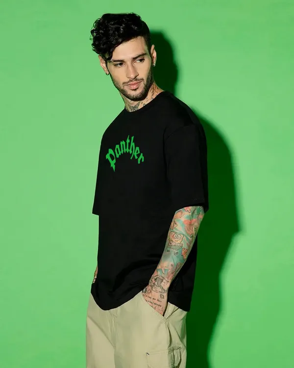 Black_Oversized_Printed_Half_Sleeve_Cotton_T-Shirt_For_Men