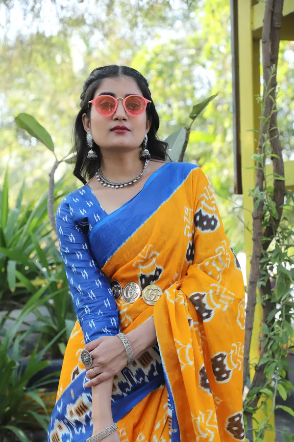Ikkat_Hand_Block_Print_Print_Pure_Soft_Cotton_saree_With_Blouse_Piece
