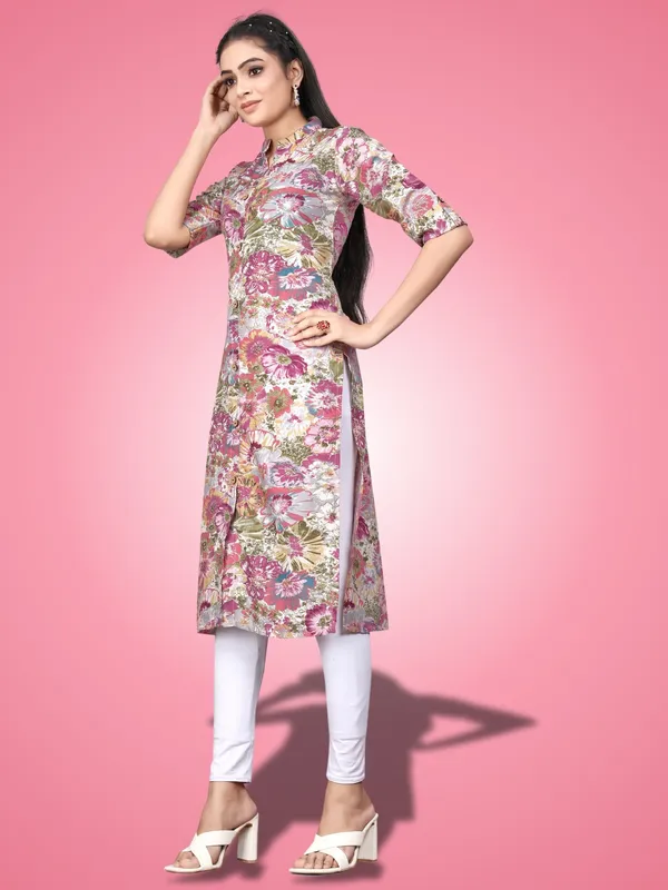 Pink_Classic_Rayon_Floral_Printed_Straight_KurtIs