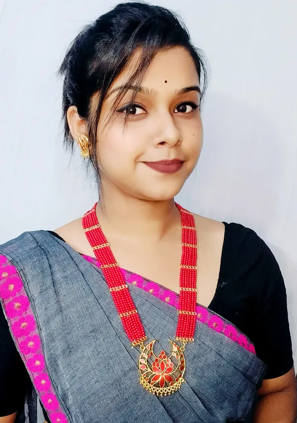 Assamese_Traditional_Gold_Plated_Red_Colour_Joonbiri_Tassel_Jewellery_Set_For_Women_And_Girl
