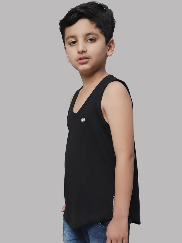 Black_Cotton_Round_Neck_Sleeveless_Vest_For_Kids