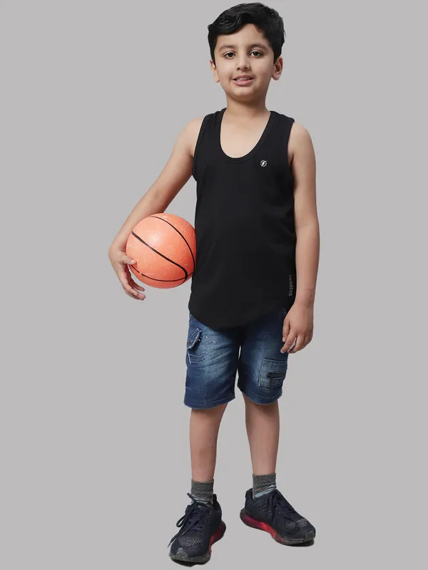 Black_Cotton_Round_Neck_Sleeveless_Vest_For_Kids