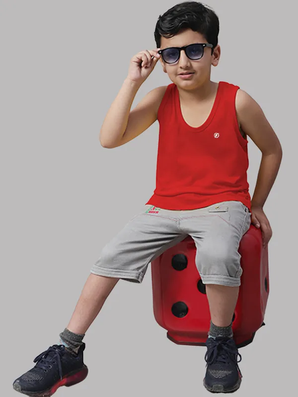 White_&_Red_Cotton_Round_Neck_Casual_Wear_Vest_For_Kids