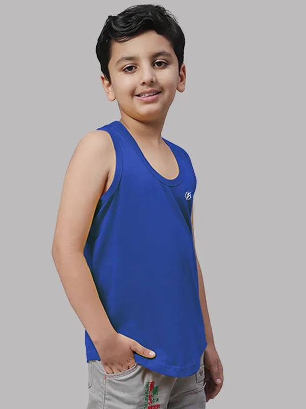 Blue_Cotton_Round_Neck_Sleeveless_Vest_For_Kids
