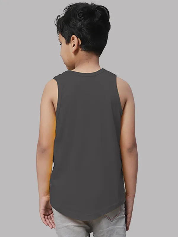 Grey_Round_Neck_Sleeveless_Vest_For_Kids