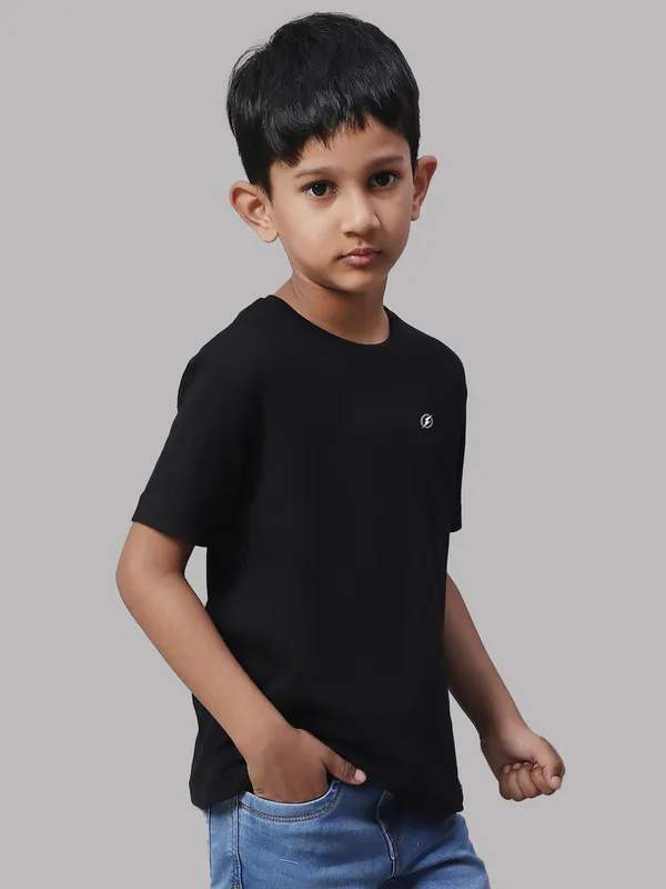 Black_Cotton_Rib_Round_Neck_Short_Sleeves_T-Shirt_For_Kids