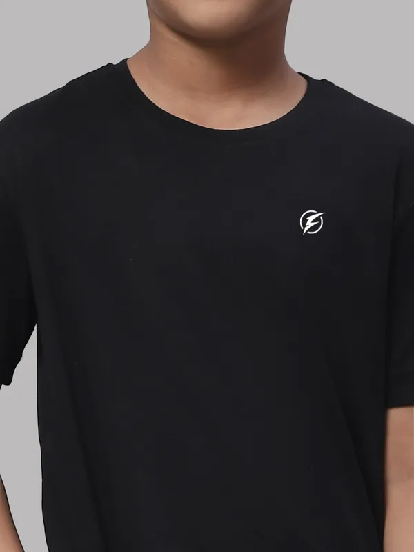 Black_Cotton_Rib_Round_Neck_Short_Sleeves_T-Shirt_For_Kids