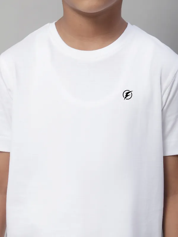 White_Cotton_Rib_Round_Neck_Short_Sleeves_T-Shirt_For_Kids