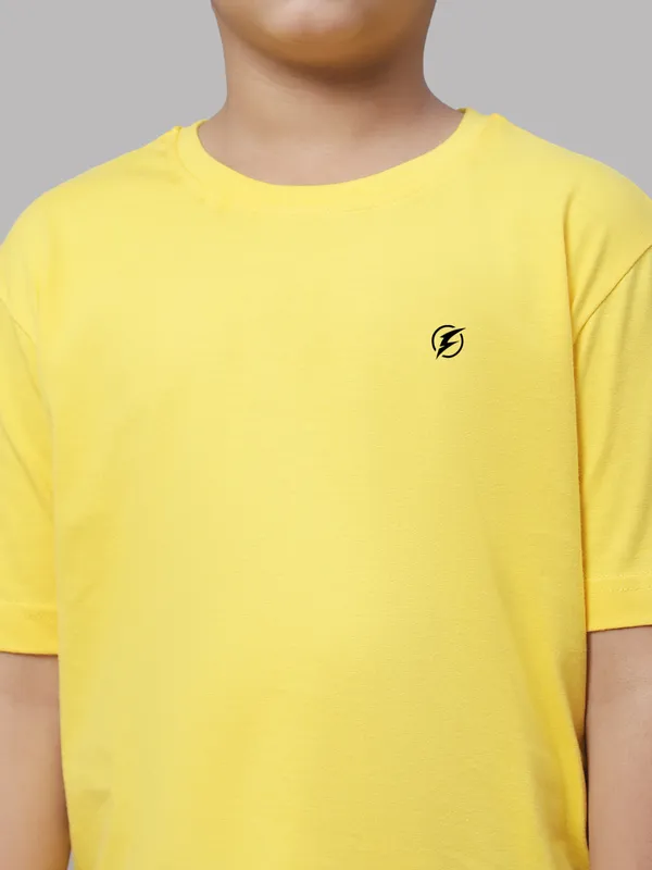 Yellow_Cotton_Rib_Round_Neck_Short_Sleeves_T-Shirt_For_Kids