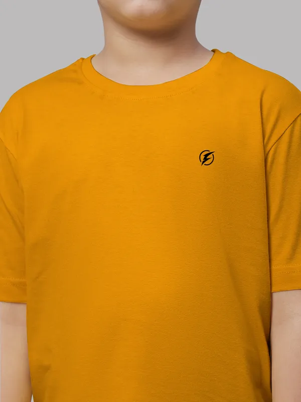 Mustard_Cotton_Rib_Round_Neck_Short_Sleeves_T-Shirt_For_Kids