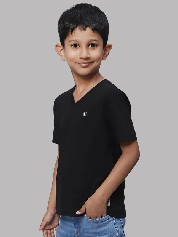 Black_Cotton_Rib_V-Neck_Short_Sleeves_T-Shirt_For_Kids