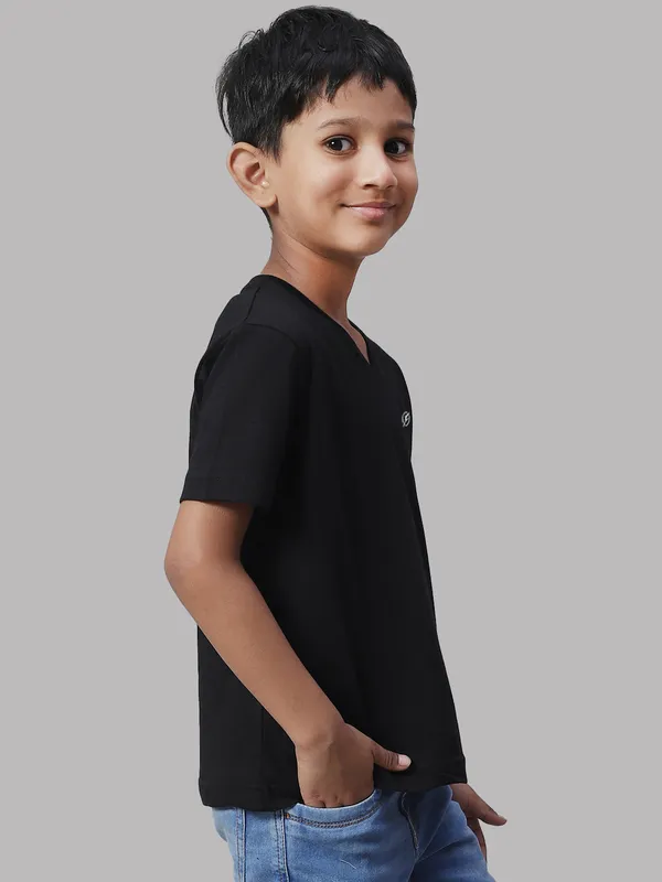 Black_Cotton_Rib_V-Neck_Short_Sleeves_T-Shirt_For_Kids