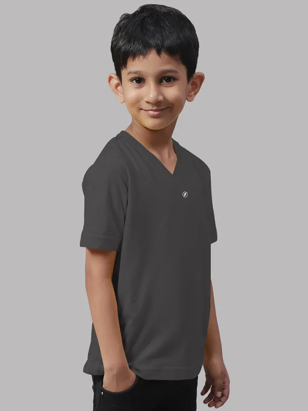 Grey_Cotton_Rib_V-Neck_Short_Sleeves_T-Shirt_For_Kids