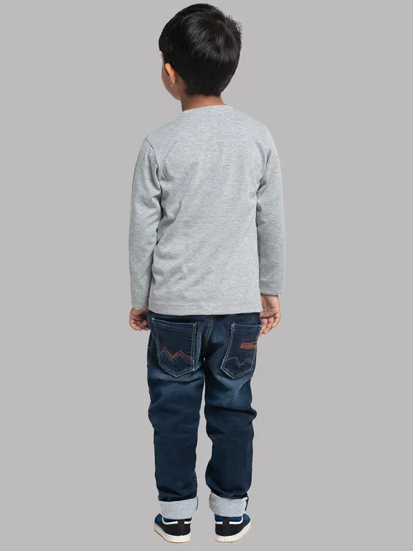 Grey_Cotton_Rib_Round_Neck_Full_Sleeves_T-Shirt_For_Kids