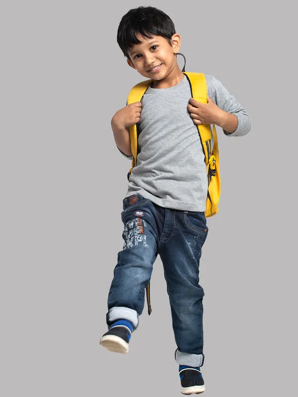 Grey_Cotton_Rib_Round_Neck_Full_Sleeves_T-Shirt_For_Kids