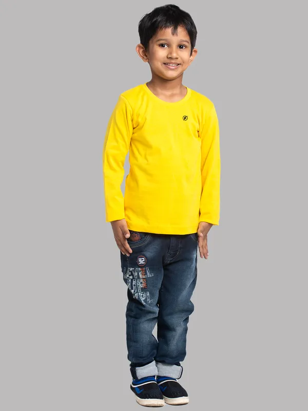 Yellow_Cotton_Rib_Round_Neck_Full_Sleeves_T-Shirt_For_Kids