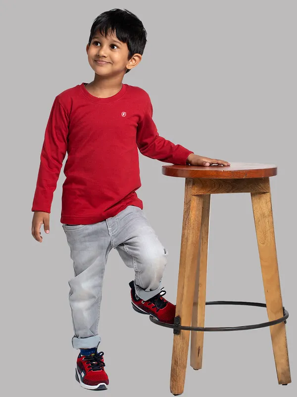 Maroon_Cotton_Rib_Round_Neck_Full_Sleeves_T-Shirt_For_Kids