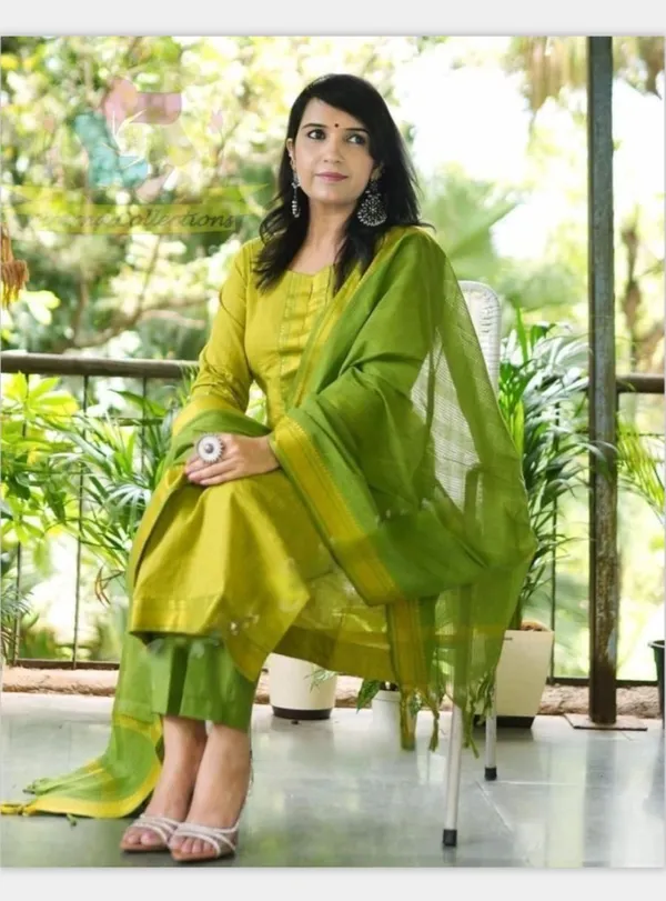 Khadi_COTTON_Printed_Kurti_Pant_With_Dupatta_For_Women
