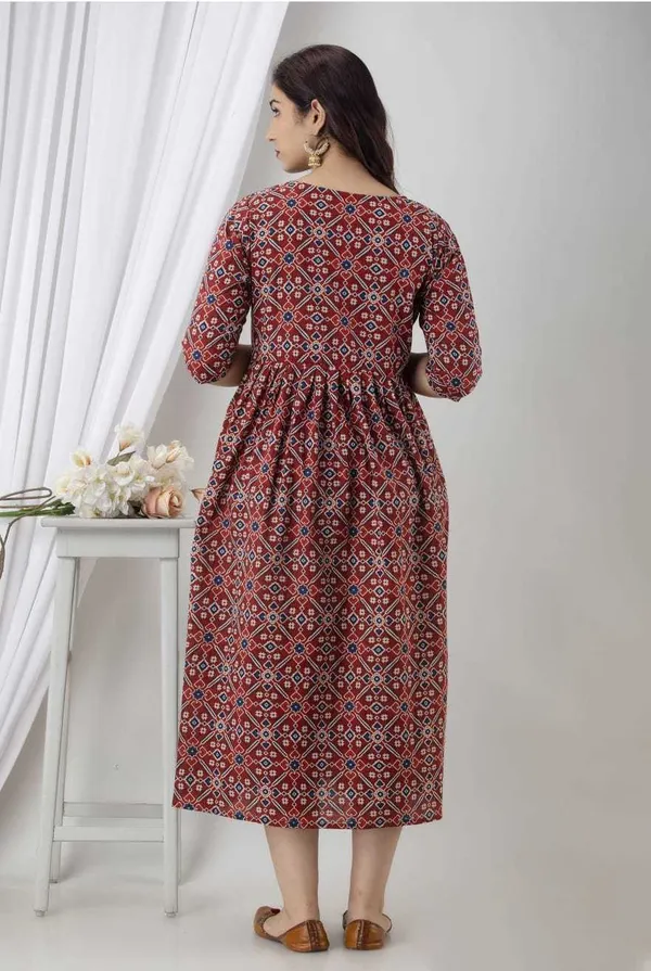 Maternity_Polka_Print_Anarkali_Maroon_Kurta