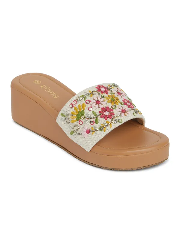 Trendy_Solid_White_Rexine_Flatform_Heel_Wedge_Heels_with_PVC_Sole_For_Women