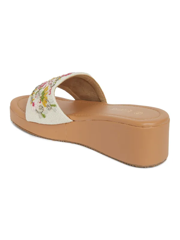Trendy_Solid_White_Rexine_Flatform_Heel_Wedge_Heels_with_PVC_Sole_For_Women