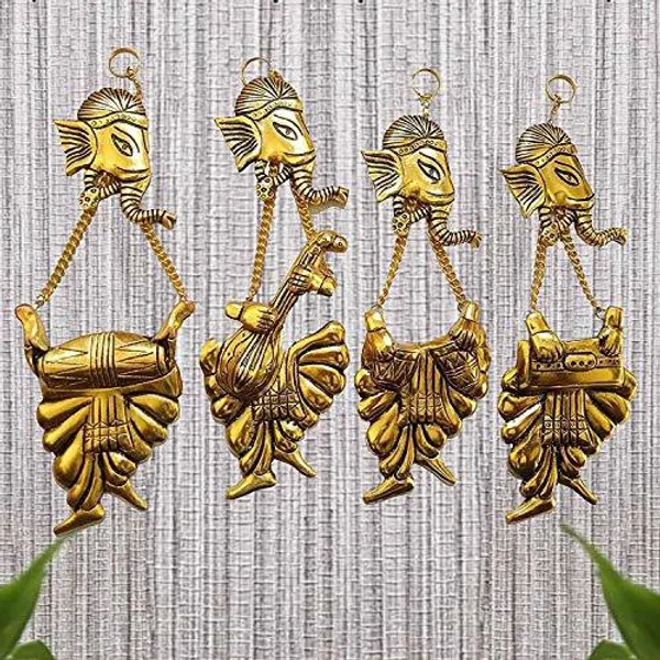 Wall_Hanging_Ganesha_Ji_Looks_Very_Beautiful_Decorative_For_Wall_It_Is_Also_An_Ideal_Gift_As_Wedding_Gifts