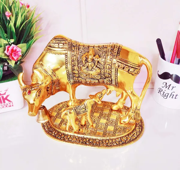 Kamdhenu_Cow_Decorative_Showpiece